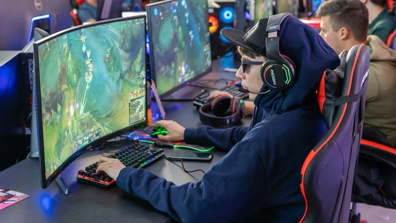 Online Gaming Industry: Growth, Trends, and Future Prospects